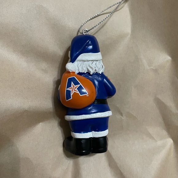 University of Texas at Arlington Santa Ornament - Picture 2 of 2